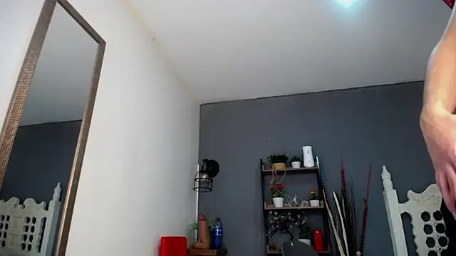 Jhonny-Blake online show from December 2024 09:09:02 PM