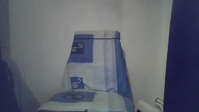 Snapshot of fl3xxx1 chatting on February 2025 06:43:02 PM fl3xxx1 online show from February 2025 06:43:02 PM