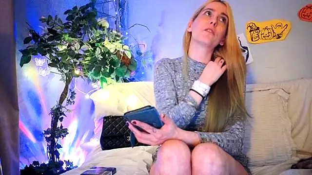 CanadianBeaver6969 online show from October 2025 09:56:02 AM