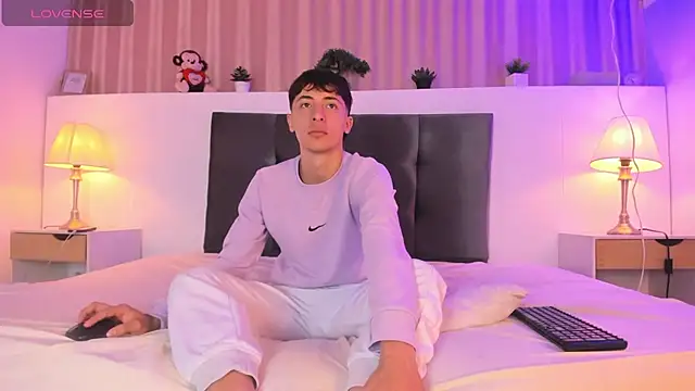 AlessandroDybala online show from December 2024 11:42:02 AM
