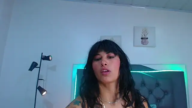 Snapshot of candy_lux_ chatting on October 2025 06:38:02 PM candy lux online show from October 2025 06:38:02 PM