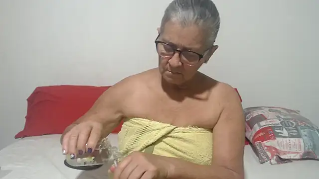 candy mature  online show from January 2025 12:14:02 AM