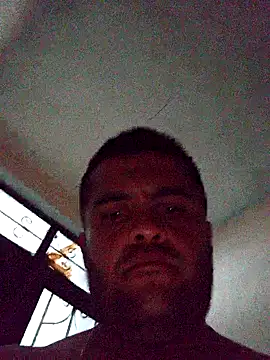 Snapshot of crowten chatting on October 2025 06:11:02 AM crowten online show from October 2025 06:11:02 AM