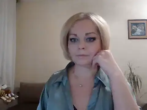 SofiyaPetrova online show from December 2024 04:14:01 PM