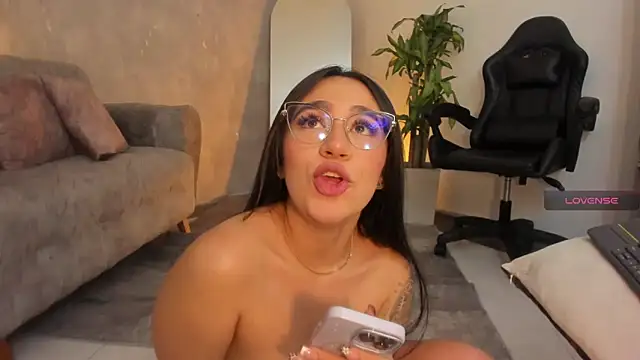 miacoopersx online show from September 2025 05:28:01 PM