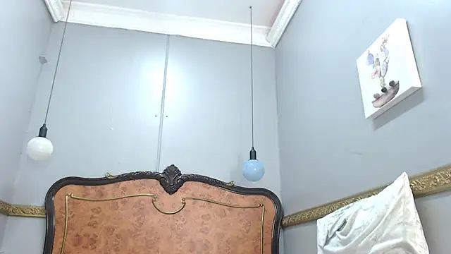 MilanZaire online show from January 2025 02:27:01 AM