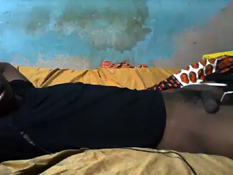 Snapshot of little__joy chatting on February 2025 12:05:02 AM little  joy online show from February 2025 12:05:02 AM