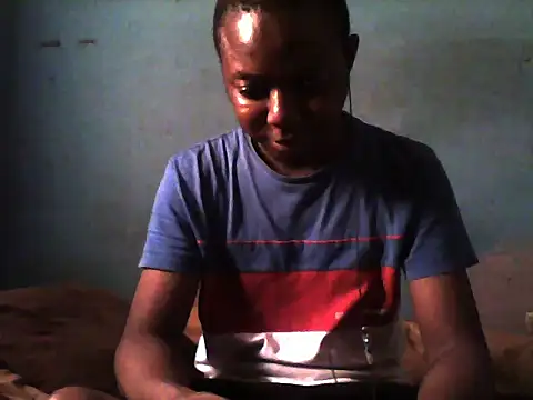 Snapshot of little__joy chatting on February 2025 01:57:01 PM little  joy online show from February 2025 01:57:01 PM