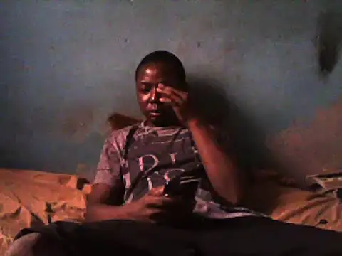 Snapshot of little__joy chatting on February 2025 03:05:01 PM little  joy online show from February 2025 03:05:01 PM