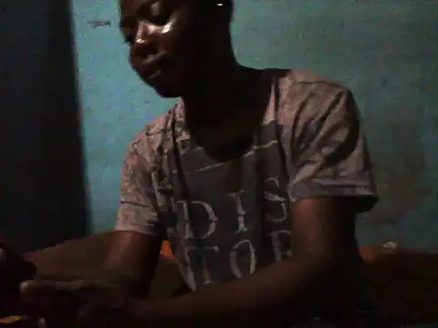 Snapshot of little__joy chatting on September 2025 12:43:01 AM little  joy online show from September 2025 12:43:01 AM