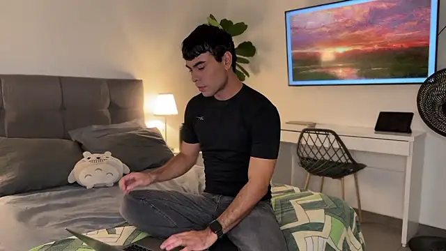 Snapshot of oliversstream chatting on November 2025 01:55:01 AM oliversstream online show from November 2025 01:55:01 AM