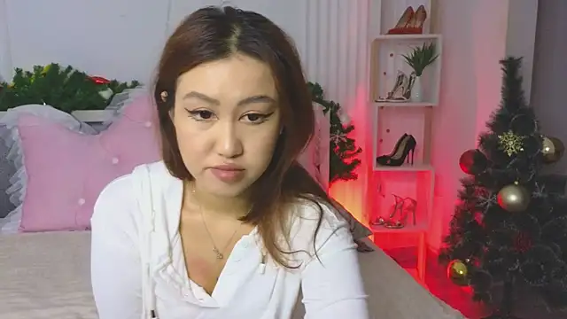 Diana Moon  online show from December 2024 08:25:02 PM