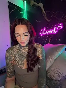 Snapshot of AileenInkOfficial chatting on October 2025 06:54:01 PM AileenInkOfficial online show from October 2025 06:54:01 PM