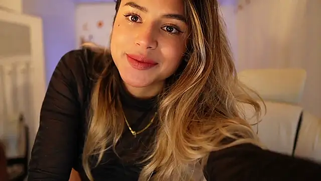 SaraParisi online show from December 2024 02:24:01 AM