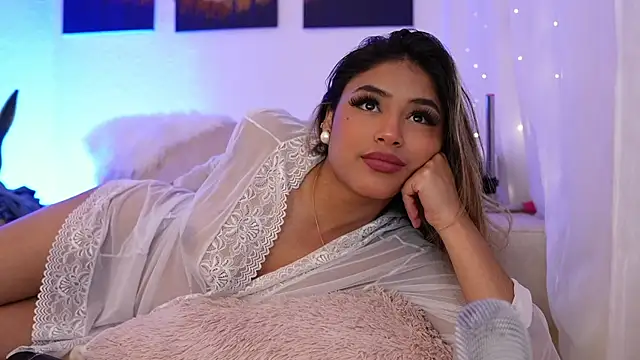 SaraParisi online show from December 2024 02:32:01 AM