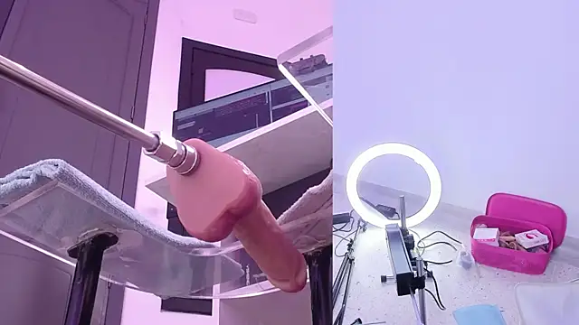 Snapshot of Ahytanna chatting on November 2025 06:23:01 AM Ahytanna online show from November 2025 06:23:01 AM