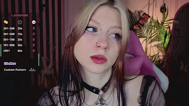 arielabradberry online show from October 2025 10:55:01 AM