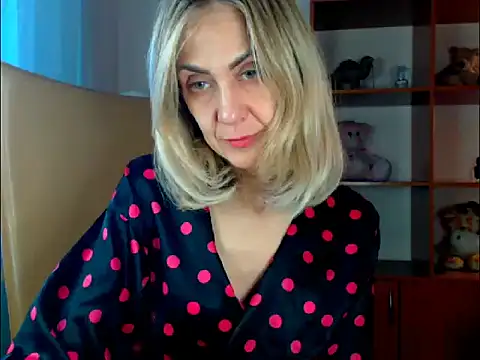 Snapshot of Tanya6547 chatting on October 2025 08:04:01 AM Tanya6547 online show from October 2025 08:04:01 AM