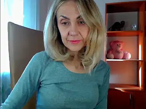 Snapshot of Tanya6547 chatting on October 2025 01:07:02 PM Tanya6547 online show from October 2025 01:07:02 PM