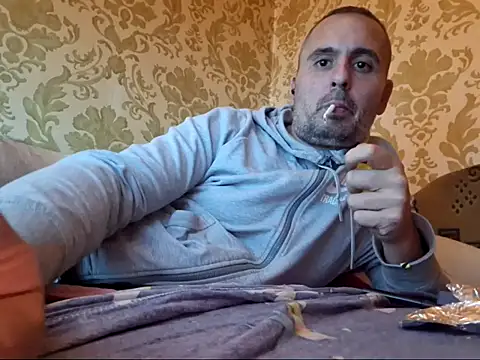 Basszos88i online show from November 2025 07:24:02 PM