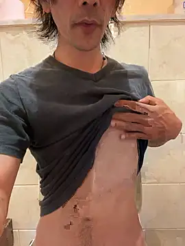 Snapshot of Katakuriko-Denpun chatting on October 2025 11:38:02 AM Katakuriko-Denpun online show from October 2025 11:38:02 AM