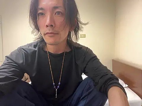 Snapshot of Katakuriko-Denpun chatting on November 2025 08:57:02 AM Katakuriko-Denpun online show from November 2025 08:57:02 AM