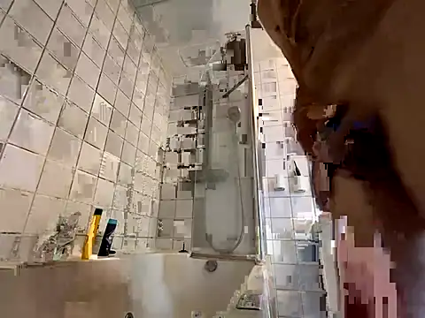 Snapshot of martxxxxx chatting on October 2025 10:25:01 AM martxxxxx online show from October 2025 10:25:01 AM