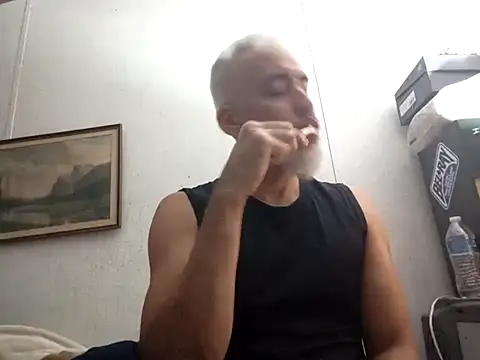 Snapshot of Xoc8_ chatting on October 2025 04:32:02 AM Xoc8 online show from October 2025 04:32:02 AM