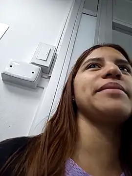 AnthonelaDuque online show from January 2025 11:37:02 AM