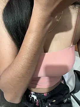 Snapshot of lallela chatting on December 2024 11:39:01 PM lallela online show from December 2024 11:39:01 PM