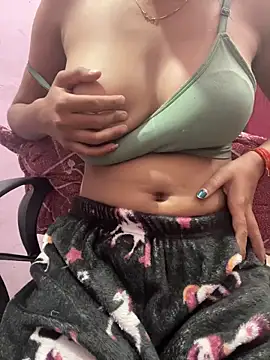 Snapshot of lallela chatting on March 2025 11:15:01 PM lallela online show from March 2025 11:15:01 PM