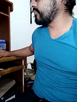 Snapshot of HombreS3n chatting on October 2025 10:07:02 PM HombreS3n online show from October 2025 10:07:02 PM