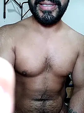 Snapshot of HombreS3n chatting on October 2025 08:29:02 PM HombreS3n online show from October 2025 08:29:02 PM