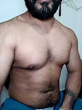 Snapshot of HombreS3n chatting on October 2025 01:30:02 AM HombreS3n online show from October 2025 01:30:02 AM