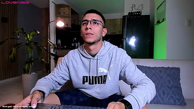 SymonPrince online show from October 2025 08:06:02 PM