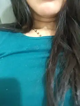 Snapshot of Noraa5 chatting on February 2025 06:28:01 AM Noraa5 online show from February 2025 06:28:01 AM