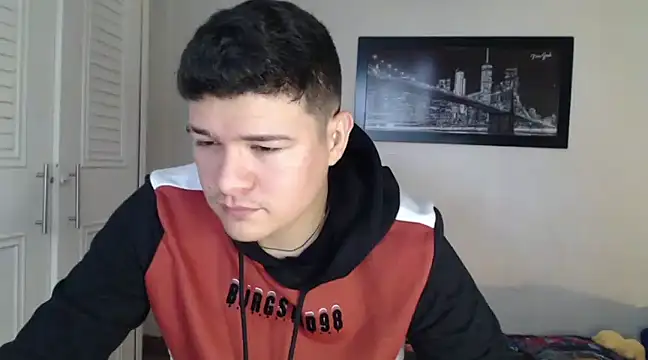 Snapshot of Plug_Control chatting on December 2024 05:03:01 PM Plug Control online show from December 2024 05:03:01 PM