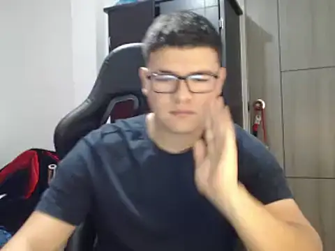 Snapshot of Plug_Control chatting on March 2025 02:12:02 PM Plug Control online show from March 2025 02:12:02 PM