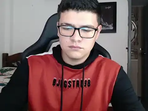 Snapshot of Plug_Control chatting on March 2025 08:51:01 PM Plug Control online show from March 2025 08:51:01 PM