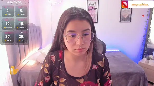 Amy joones online show from January 2025 04:39:01 PM