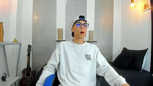 Nikolay Gregori online show from March 2025 04:05:02 AM