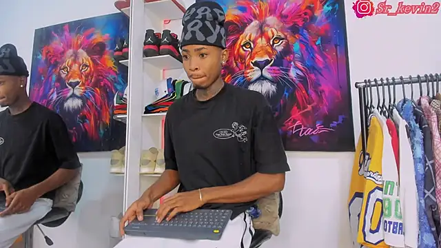 Snapshot of Pantera_black_21 chatting on November 2025 08:47:01 AM Pantera black 21 online show from November 2025 08:47:01 AM