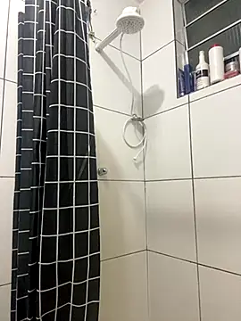 Snapshot of couple_shy chatting on October 2025 01:50:02 AM couple shy online show from October 2025 01:50:02 AM