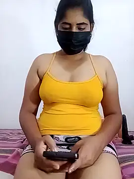 Snapshot of SLZAARA chatting on October 2025 08:07:02 PM SLZAARA online show from October 2025 08:07:02 PM