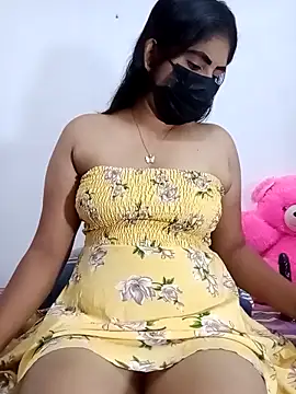 Snapshot of SLZAARA chatting on October 2025 08:31:02 PM SLZAARA online show from October 2025 08:31:02 PM