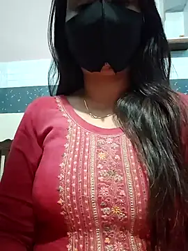 Snapshot of Aishwaryaa_69 chatting on February 2025 01:16:02 PM Aishwaryaa 69 online show from February 2025 01:16:02 PM