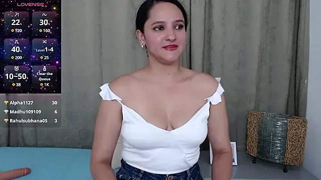 Snapshot of ms_valentina chatting on January 2025 01:13:01 AM ms valentina online show from January 2025 01:13:01 AM