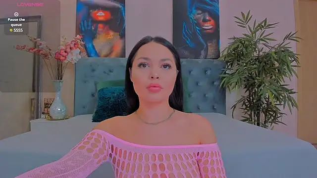 MichelleReys online show from January 2025 09:32:01 PM