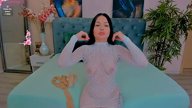 MichelleReys online show from February 2025 08:56:01 PM