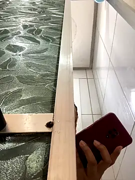 Snapshot of MaryAlbuquerque chatting on November 2025 05:35:01 PM MaryAlbuquerque online show from November 2025 05:35:01 PM